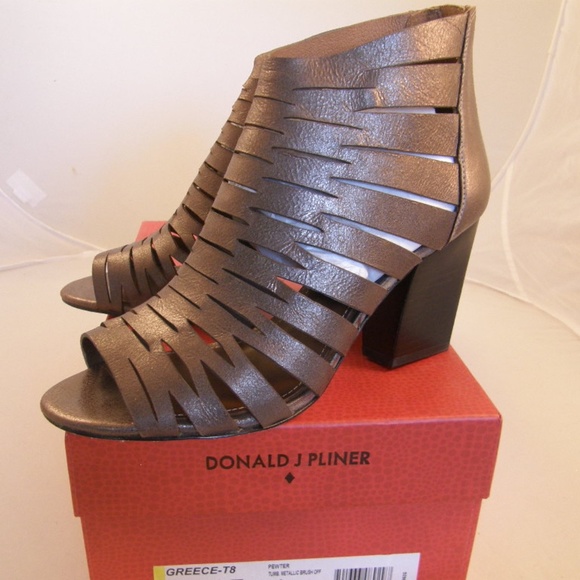 Donald J. Pliner Open toe zip booties, Size 8.5 - Picture 5 of 6